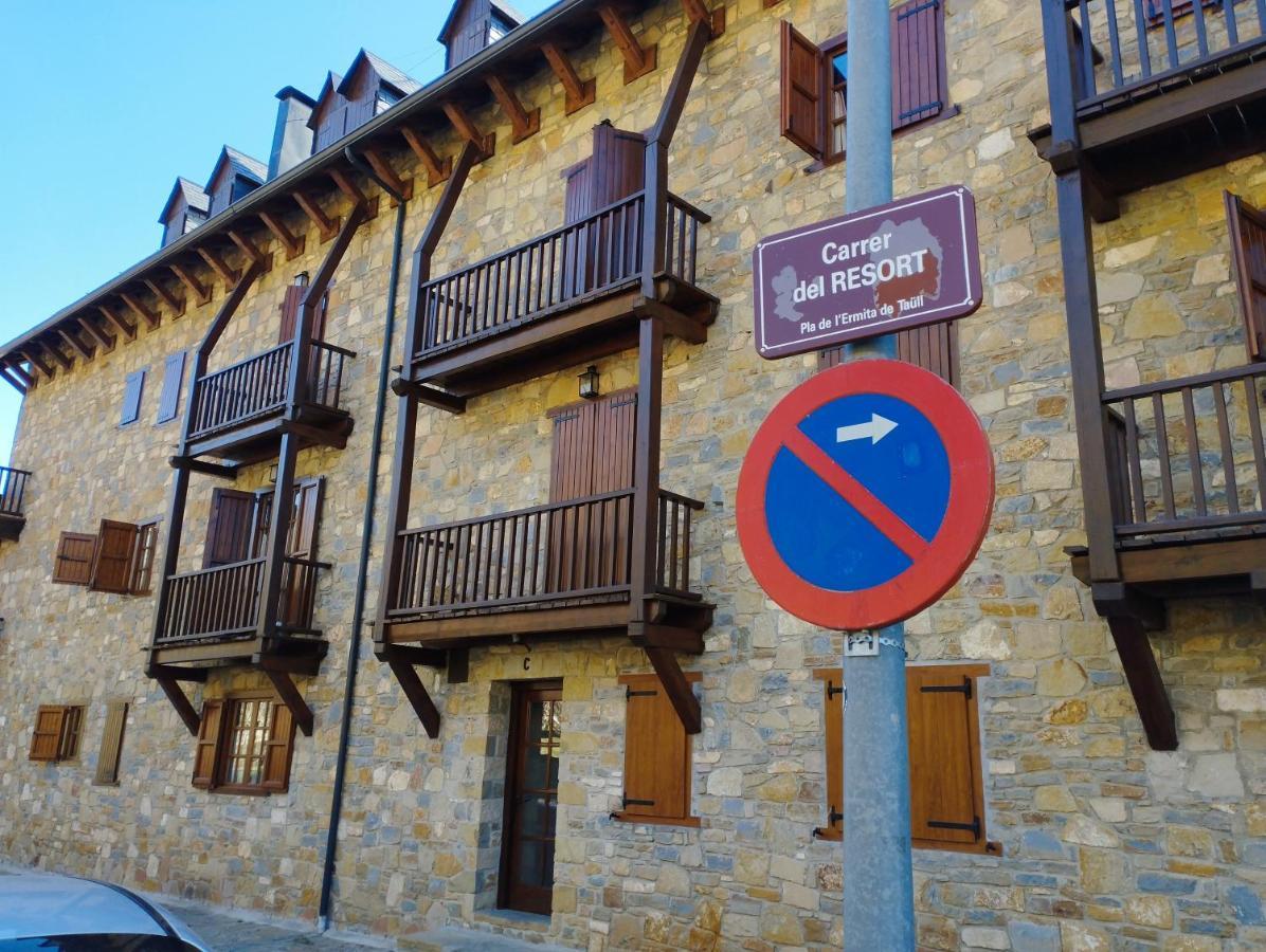 Esqui, Aigueestortes Y Boi-Tauell A Tus Pies En Ebrehogar Pla de l'Ermita Eksteriør billede