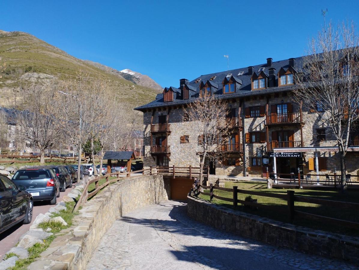 Esqui, Aigueestortes Y Boi-Tauell A Tus Pies En Ebrehogar Pla de l'Ermita Eksteriør billede
